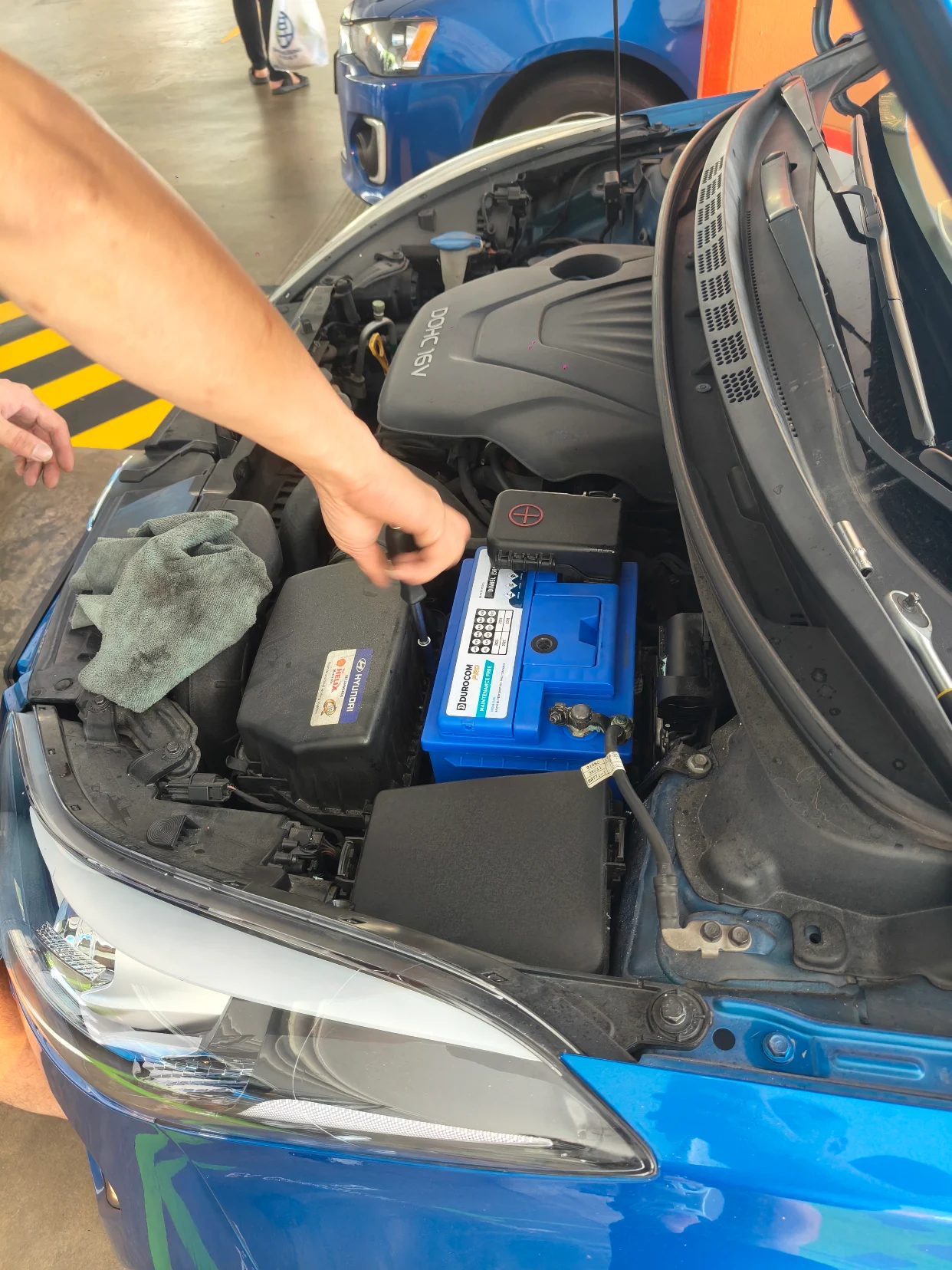 Mobile car battery service in Singapore